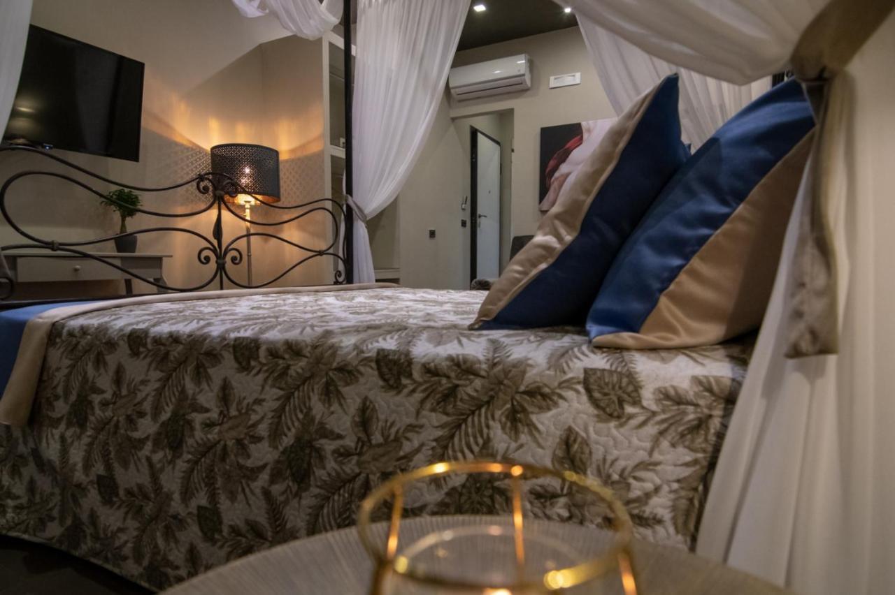 Bed and Breakfast Domus Vesuvio à Naples Extérieur photo