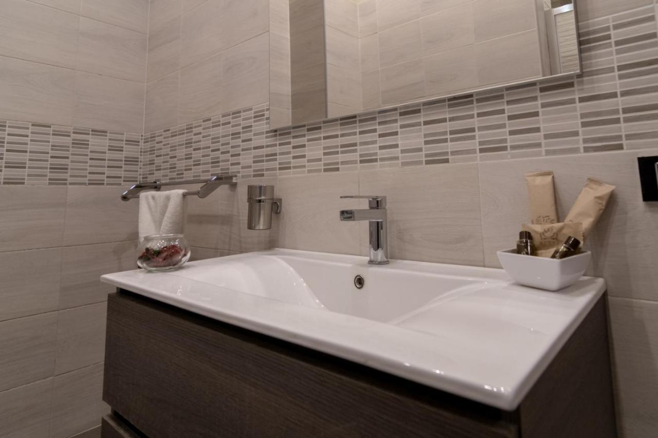 Bed and Breakfast Domus Vesuvio à Naples Extérieur photo